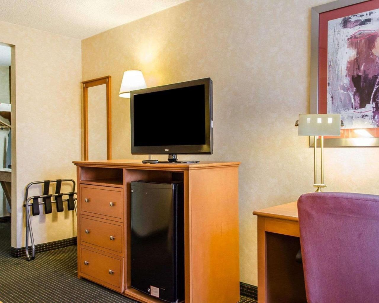 Quality Inn Harrisburg - Hershey Area Luaran gambar